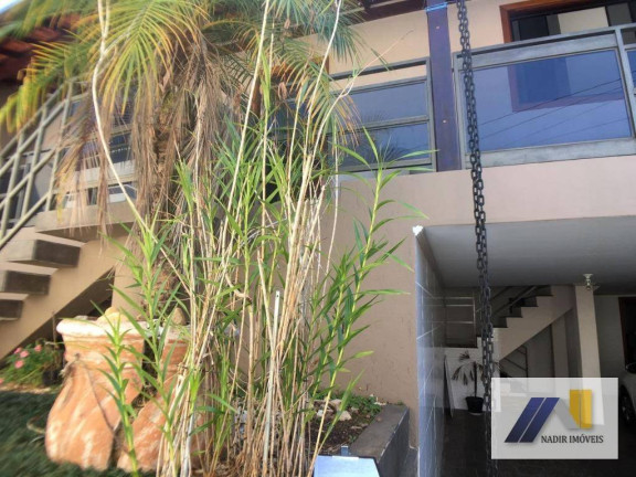 Imagem Casa com 3 Quartos à Venda, 286 m² em Fátima Iii - Pouso Alegre Imagem Casa com 3 Quartos à Venda, 286 m² em Fátima Iii - Pouso Alegre