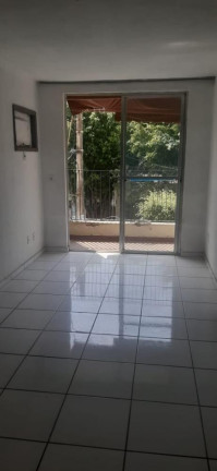 Imagem Imóvel com 2 Quartos à Venda, 57 m² em Campo Grande - Rio De Janeiro Imagem Imóvel com 2 Quartos à Venda, 57 m² em Campo Grande - Rio De Janeiro