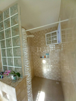 Imagem Sobrado com 4 Quartos à Venda, 200 m² em Centro - Balneário Camboriú Imagem Sobrado com 4 Quartos à Venda, 200 m² em Centro - Balneário Camboriú