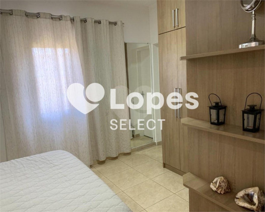 Imagem Sobrado com 3 Quartos à Venda, 279 m² em Jardim Das Palmeiras - Valinhos Imagem Sobrado com 3 Quartos à Venda, 279 m² em Jardim Das Palmeiras - Valinhos