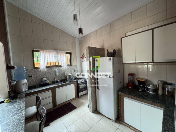 Imagem Casa com 5 Quartos à Venda, 270 m² em Fazenda - Itajaí Imagem Casa com 5 Quartos à Venda, 270 m² em Fazenda - Itajaí
