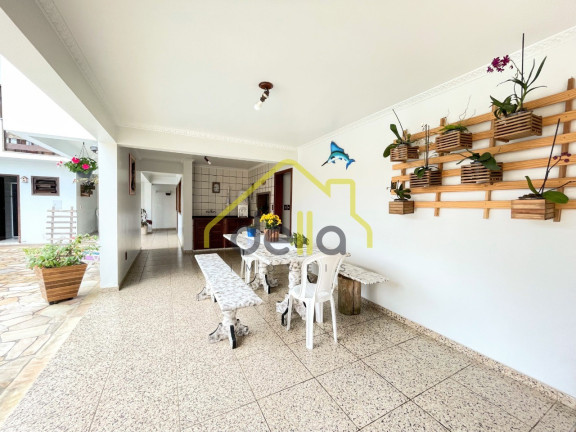 Imagem Casa com 5 Quartos à Venda, 580 m² em Boa Vista - Joinville Imagem Casa com 5 Quartos à Venda, 580 m² em Boa Vista - Joinville