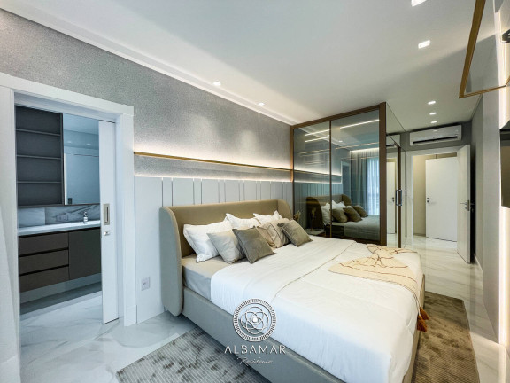 Imagem Apartamento com 4 Quartos à Venda, 254 m² em Meia Praia - Itapema Imagem Apartamento com 4 Quartos à Venda, 254 m² em Meia Praia - Itapema