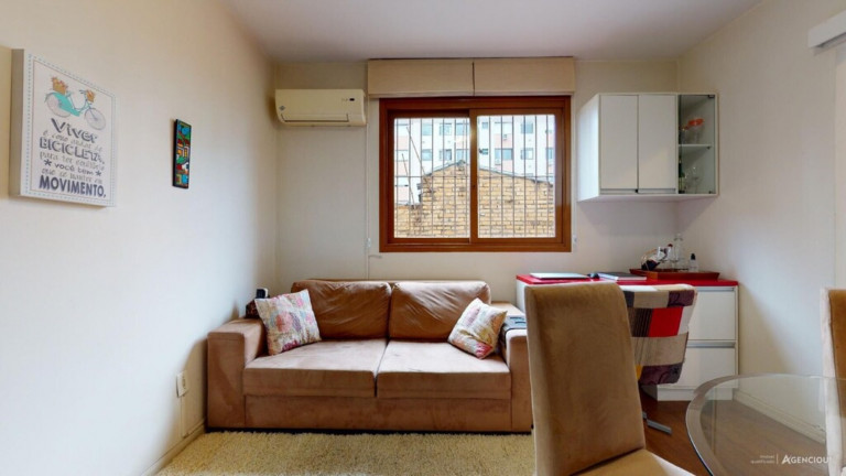 Imagem Imóvel com 1 Quarto à Venda, 35 m² em Petrópolis - Porto Alegre Imagem Imóvel com 1 Quarto à Venda, 35 m² em Petrópolis - Porto Alegre