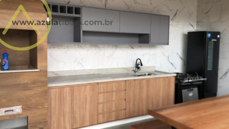 Imagem Casa com 3 Quartos à Venda, 214 m² em Jardim Shangri-lá - Atibaia Imagem Casa com 3 Quartos à Venda, 214 m² em Jardim Shangri-lá - Atibaia