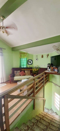 Imagem Sobrado com 6 Quartos à Venda, 294 m² em Camobi - Santa Maria