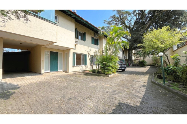 Imagem Casa de Condomínio com 3 Quartos à Venda, 254 m² em Ipanema - Porto Alegre Imagem Casa de Condomínio com 3 Quartos à Venda, 254 m² em Ipanema - Porto Alegre