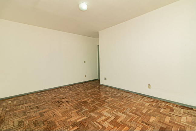 Imagem Imóvel com 1 Quarto à Venda, 34 m² em Santa Maria Goretti - Porto Alegre Imagem Imóvel com 1 Quarto à Venda, 34 m² em Santa Maria Goretti - Porto Alegre