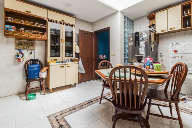 Imagem Casa com 4 Quartos à Venda, 216 m² em Partenon - Porto Alegre Imagem Casa com 4 Quartos à Venda, 216 m² em Partenon - Porto Alegre
