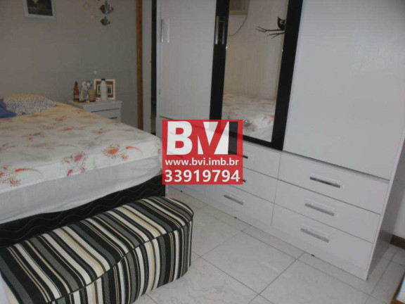 Imagem Casa com 2 Quartos à Venda, 144 m² em Ramos - Rio De Janeiro