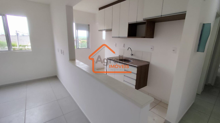 Imagem Imóvel com 2 Quartos à Venda, 60 m² em Condomínio Parque Imperial - Mogi Mirim Imagem Imóvel com 2 Quartos à Venda, 60 m² em Condomínio Parque Imperial - Mogi Mirim