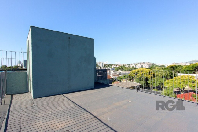 Imagem Imóvel com 2 Quartos à Venda, 110 m² em Camaquã - Porto Alegre Imagem Imóvel com 2 Quartos à Venda, 110 m² em Camaquã - Porto Alegre