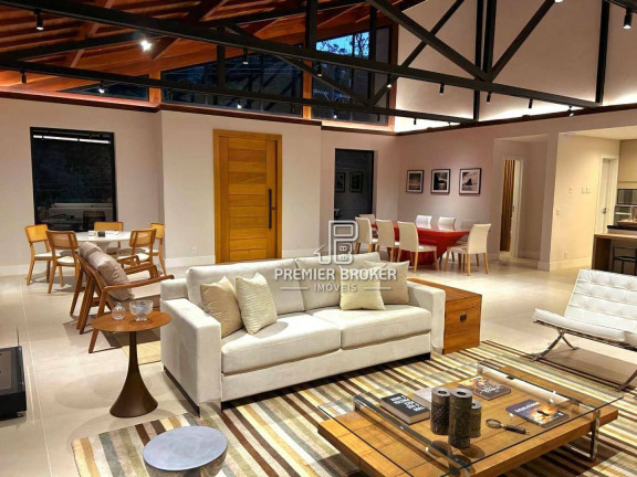 Imagem Casa com 5 Quartos à Venda, 497 m² em Comary - Teresópolis