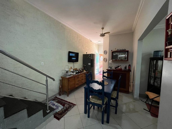 Imagem Casa com 6 Quartos à Venda, 449 m² em Adrianópolis - Manaus Ok Imagem Casa com 6 Quartos à Venda, 449 m² em Adrianópolis - Manaus Ok