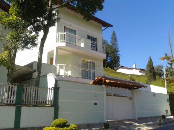 Casa com 3 Quartos à Venda, 230 m² em Agriões - Teresópolis