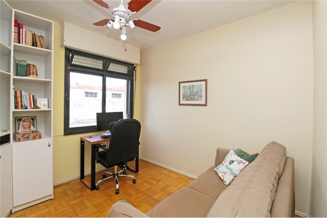 Imagem Apartamento com 3 Quartos à Venda, 92 m² em Santana - Porto Alegre Imagem Apartamento com 3 Quartos à Venda, 92 m² em Santana - Porto Alegre