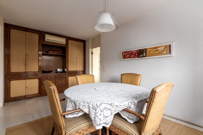 Imagem Casa com 4 Quartos para Alugar, 885 m² em Pacaembu - São Paulo