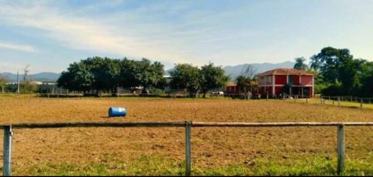 Imagem Chácara à Venda, 94.372 m² em Tremembé Imagem Chácara à Venda, 94.372 m² em Tremembé