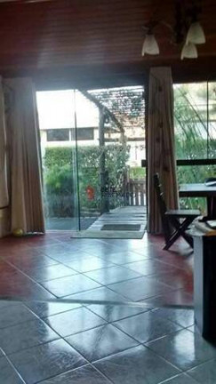 Imagem Casa com 4 Quartos à Venda, 697 m² em Vargem Grande - Teresópolis