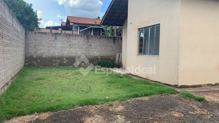 Imagem Casa com 2 Quartos à Venda, 70 m² em Jardim Carolina - Lençóis Paulista Imagem Casa com 2 Quartos à Venda, 70 m² em Jardim Carolina - Lençóis Paulista