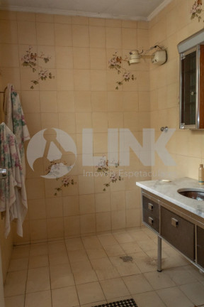 Imagem Casa com 5 Quartos à Venda, 251 m² em Santa Maria Goretti - Porto Alegre Imagem Casa com 5 Quartos à Venda, 251 m² em Santa Maria Goretti - Porto Alegre