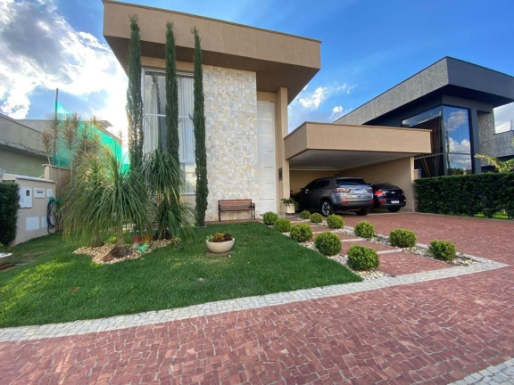 Imagem Casa de Condomínio com 3 Quartos à Venda, 395 m² em Jardins Lisboa - Goiânia Imagem Casa de Condomínio com 3 Quartos à Venda, 395 m² em Jardins Lisboa - Goiânia