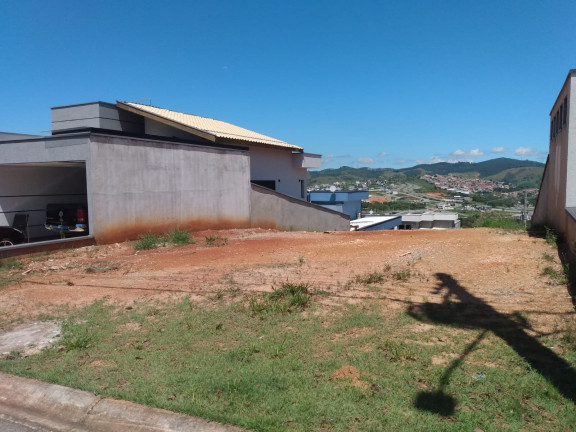 Imagem Terreno à Venda, 275 m² em Taubaté Imagem Terreno à Venda, 275 m² em Taubaté
