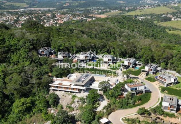 Imagem Casa de Condomínio com 3 Quartos à Venda, 475 m² em Cidade Satélite - Atibaia