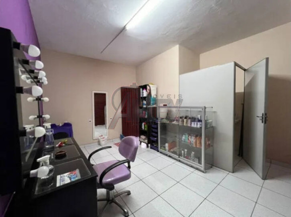 Imagem Casa com 3 Quartos à Venda, 360 m² em Jardim Palmeiras - Montes Claros Imagem Casa com 3 Quartos à Venda, 360 m² em Jardim Palmeiras - Montes Claros