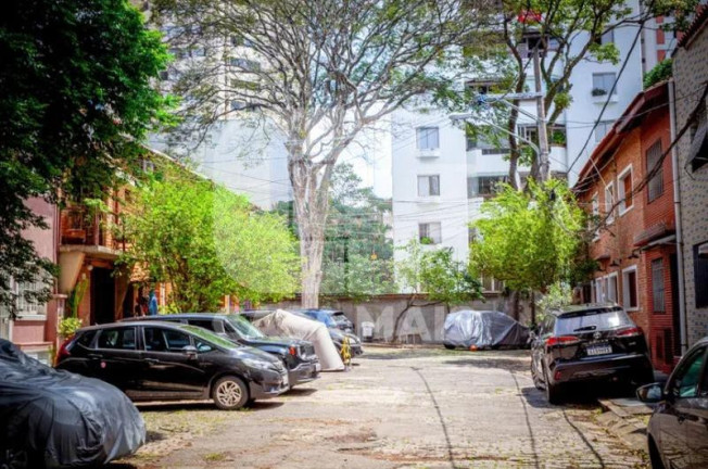 Imagem Casa com 2 Quartos à Venda, 110 m² em Pinheiros - São Paulo Imagem Casa com 2 Quartos à Venda, 110 m² em Pinheiros - São Paulo