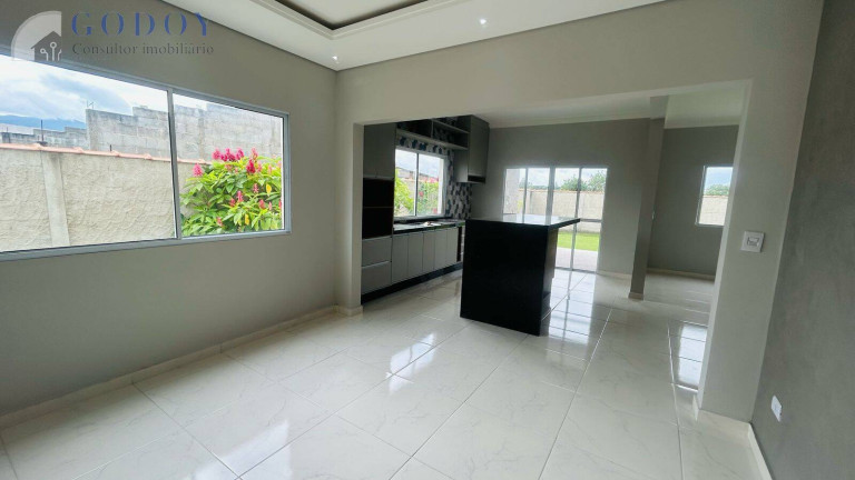 Chácara com 3 Quartos à Venda, 230 m² em Mandú - Pindamonhangaba