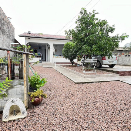 Imagem Casa com 3 Quartos à Venda, 80 m² em Jardim Montevidéu - Criciúma