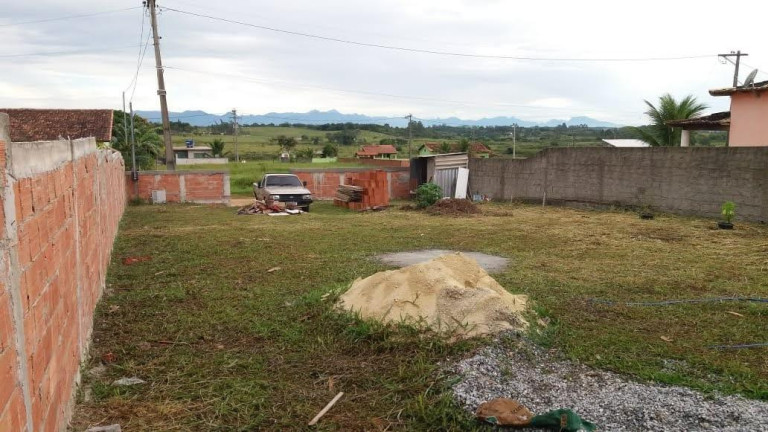 Imagem Terreno à Venda, 450 m² em Niteroi - Araruama