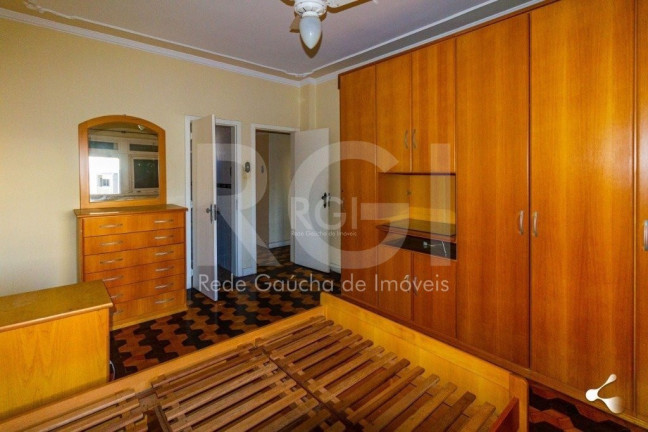 Imagem Apartamento com 3 Quartos à Venda, 180 m² em Centro Histórico - Porto Alegre Imagem Apartamento com 3 Quartos à Venda, 180 m² em Centro Histórico - Porto Alegre