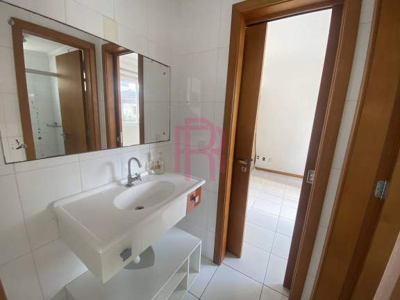 Imagem Apartamento com 3 Quartos à Venda, 124 m² em Centro - Balneário Camboriú Imagem Apartamento com 3 Quartos à Venda, 124 m² em Centro - Balneário Camboriú