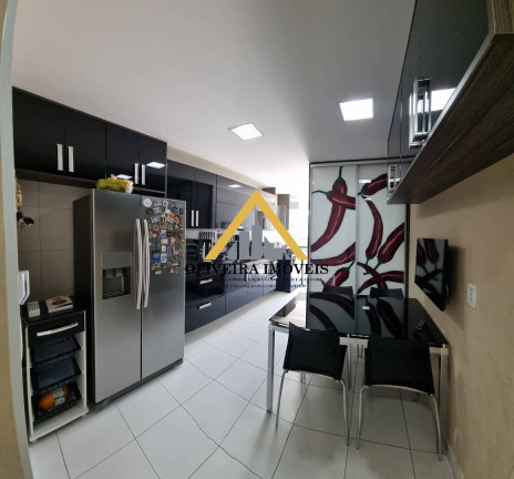 Imagem Apartamento com 4 Quartos à Venda,  em Piratininga - Niterói
