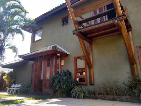 Imagem Casa com 3 Quartos à Venda, 260 m² em Rio Tavares - Florianópolis Imagem Casa com 3 Quartos à Venda, 260 m² em Rio Tavares - Florianópolis