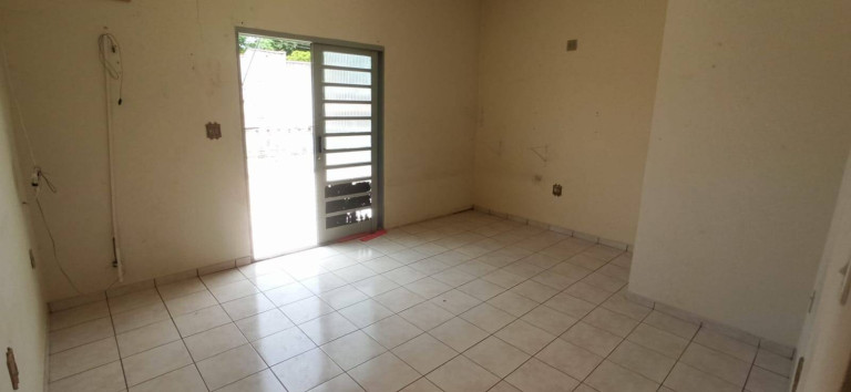 Imagem Casa com 2 Quartos à Venda, em Cecap - Taubaté Imagem Casa com 2 Quartos à Venda, em Cecap - Taubaté
