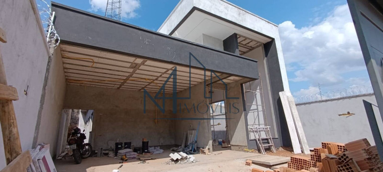 Casa com 3 Quartos à Venda, 360 m² em Jardim Mont Serrat - Aparecida De Goiânia
