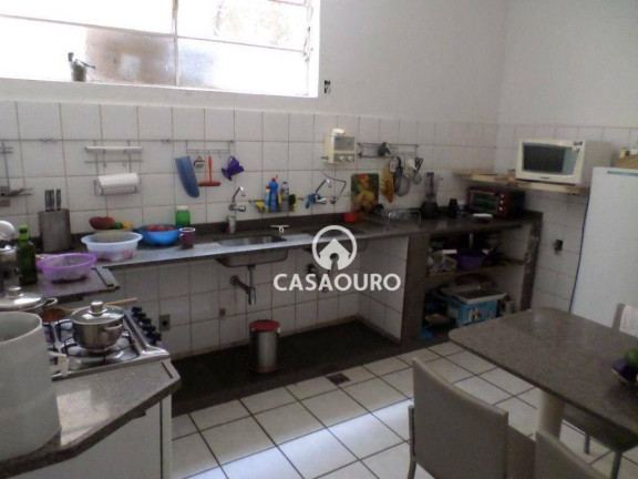 Imagem Casa com 4 Quartos à Venda, 300 m² em Serra - Belo Horizonte Imagem Casa com 4 Quartos à Venda, 300 m² em Serra - Belo Horizonte