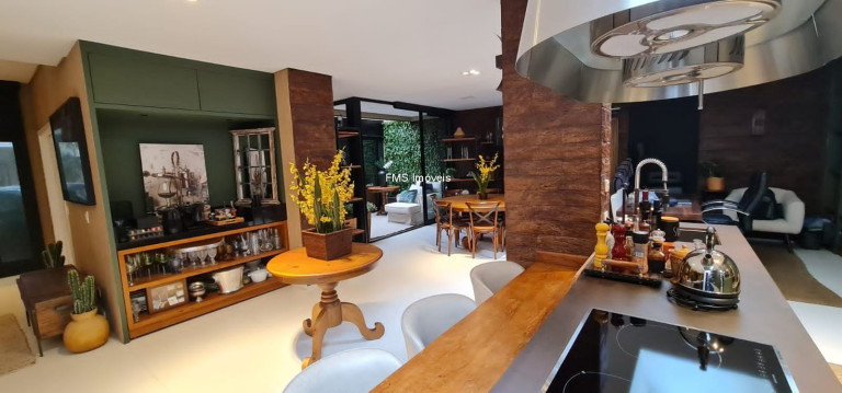 Imagem Casa com 4 Quartos à Venda, 340 m² em Morumbi - São Paulo Imagem Casa com 4 Quartos à Venda, 340 m² em Morumbi - São Paulo