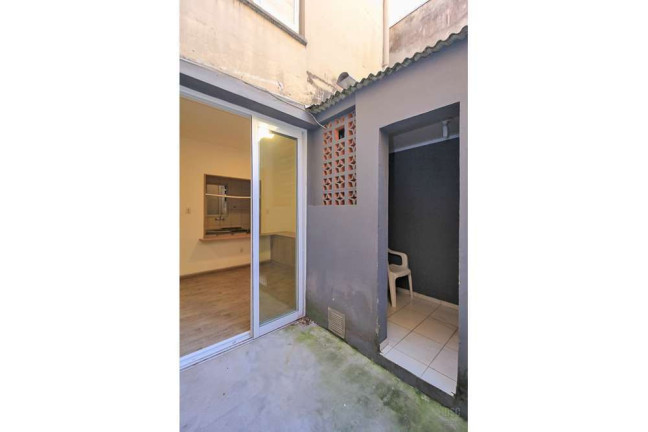 Imagem Imóvel com 1 Quarto à Venda, em Petrópolis - Porto Alegre Imagem Imóvel com 1 Quarto à Venda, em Petrópolis - Porto Alegre