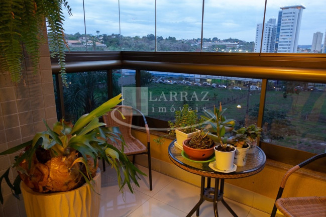 Imagem Imóvel com 4 Quartos à Venda, 200 m² em Jardim São Luiz - Ribeirão Preto Imagem Imóvel com 4 Quartos à Venda, 200 m² em Jardim São Luiz - Ribeirão Preto