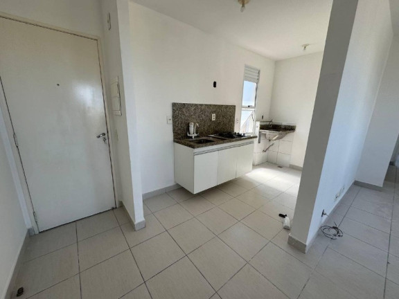 Apartamento com 3 Quartos para Alugar ou Temporada, 62 m² em Praia Da Baleia - Serra