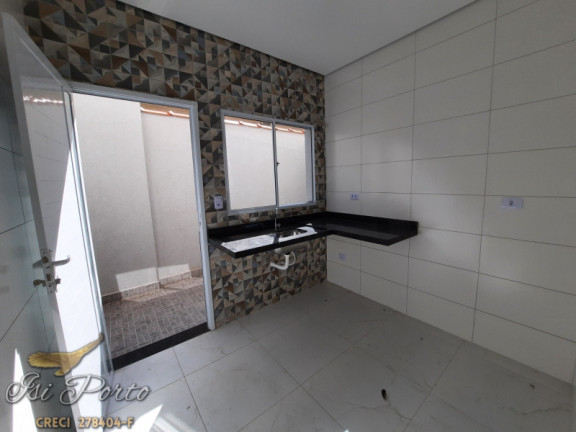 Imagem Casa de Condomínio com 2 Quartos à Venda,  em 13 - Praia Grande 