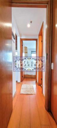 Imagem Apartamento com 2 Quartos à Venda, 62 m² em Lagoa - Rio De Janeiro Imagem Apartamento com 2 Quartos à Venda, 62 m² em Lagoa - Rio De Janeiro