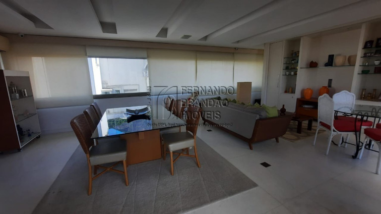 Imagem Imóvel com 3 Quartos à Venda, 430 m² em Leblon - Rio De Janeiro Imagem Imóvel com 3 Quartos à Venda, 430 m² em Leblon - Rio De Janeiro