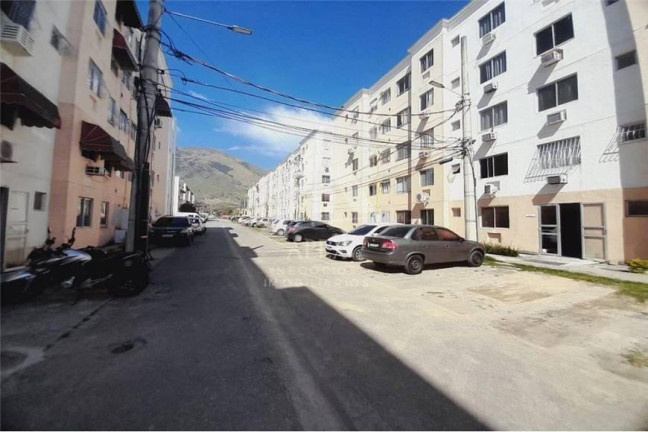 Imagem Apartamento com 2 Quartos à Venda, 44 m² em Bangu - Rio De Janeiro