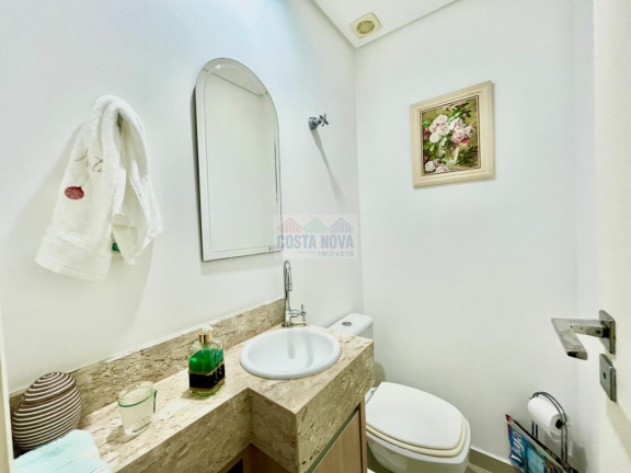 Imagem Apartamento com 3 Quartos à Venda, 135 m²