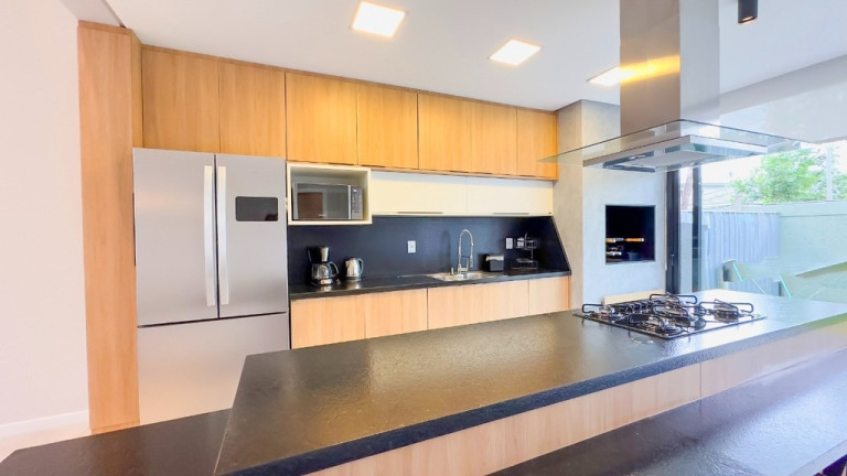 Imagem Casa de Condomínio com 4 Quartos à Venda, 150 m² em Centro - Xangri-lá Imagem Casa de Condomínio com 4 Quartos à Venda, 150 m² em Centro - Xangri-lá